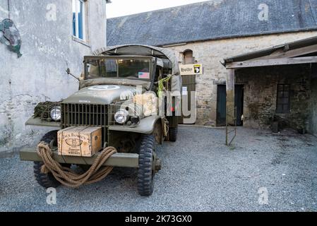 Jouet Vintage F. Segui - Vaisseau Spatial / Voiture US Army - Made In Spain, Plastique
