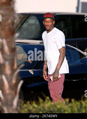 LOS ANGELES 08/12/2016 Rapper YG at Barneys New York in Beverly Hills ...