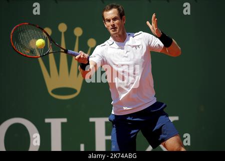 Great Britain's Andy Murray in action against Luxembourg's Gilles Muller Stock Photo