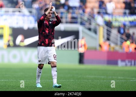 Krzysztof Piatek of Us Salernitana gestures during the  Serie A match beetween Fc Internazionale and Us Salernitana at Stadio Giuseppe Meazza on October 16, 2022 in Milan Italy . Stock Photo