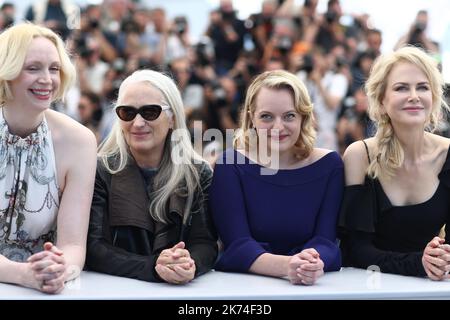 ©PHOTOPQR/NICE MATIN ;23/05/2017  Photocall du film Top of the Lake, China Girl (Grande-Bretagne/Australie) au 70e festival de Cannes. de droite ˆ gauche Nicole Kidman, Elisabeth Moss, Jane Campion and Gwendoline Christie    70th annual Cannes Film Festival in Cannes, France, May 2017. The film festival will run from 17 to 28 May. Stock Photo