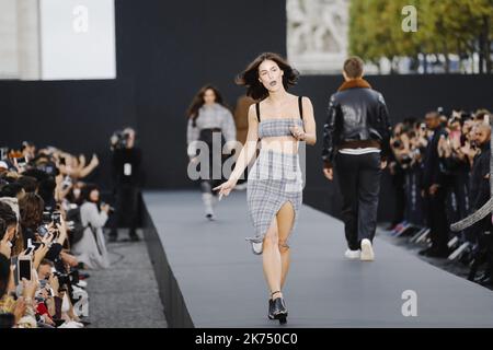 Fashion show organized by cosmetics company L'Oreal on the Champs-Elysees in front of the Arc de Triomphe, during Paris Fashion Week, in Paris, France, 01 October 2017. The presentation of the Women's collections runs from 25 September to 03 October.  Stock Photo