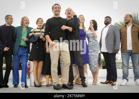 Le show de Benoit POELVOORDE (France), arrive en retard sur le photocall avec l'equipe   71st annual Cannes Film Festival in Cannes, France, May 2018. The film festival will run from 8 to 19 May. Stock Photo