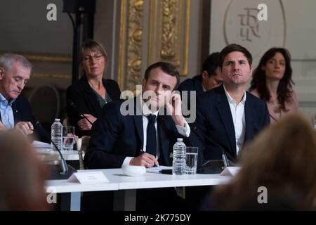 Grand debat national : echange avec des intellectuels Emmanuel Macronn and Yann Algan. French President Emmanuel Macron attends the great debate with the intellectuals at Elysee Palace. FRANCE-18/03/2019 Stock Photo