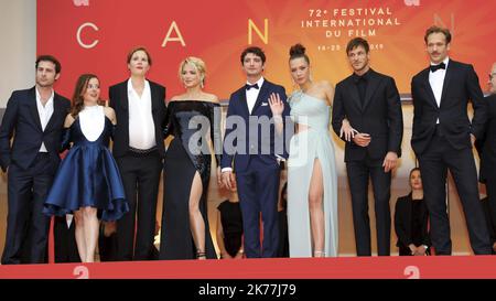 ©PHOTOPQR/NICE MATIN ; (FromL) French producer Arthur Harari, French actor Gaspard Ulliel, French actress Laure Calamy, French film director Justine Triet, Belgian actress Virginie Efira, French-Canadian actor Niels Schneider, French actress Adele Exarchopoulos and French actor Paul Hamy pose as they arrive for the screening of the film 'Sibyl' at the 72nd edition of the Cannes Film Festival in Cannes, southern France, on May 24, 2019.  ©P LAPOIRIE   72nd annual Cannes Film Festival in Cannes, France, May 2019. The film festival will run from 14 to 25 May. Stock Photo