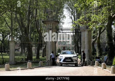 Sophie Turner and musician Joe Jonas wedding at the chateau de Tourreau in Sarrians, Southern France Stock Photo