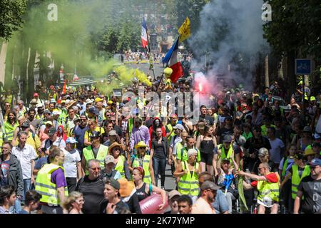 Yellow jacket protest in Roubaix, France Stock Photo