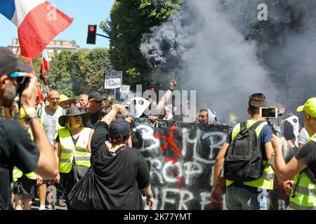 Yellow jacket protest in Roubaix, France Stock Photo