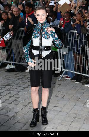 Street style, Chloe Grace Moretz arriving at Louis Vuitton Fall