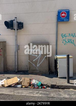 Coronavirus (Covid 19 ) Marseilles; 04/03/2020; Illustration of garbage cans starting to invade city sidewalks due to reduced collection rounds linked to the Coronavirus epidemic (Covid 19) Stock Photo