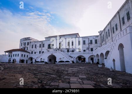 Summer View to the Cape Coast Slave Castle on the Atlantic Ocean coastline in Ghana, West Africa Stock Photo