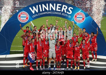 ©PHOTOPQR/LE PARISIEN/Arnaud Journois ; LISBONNE ; 23/08/2020 ; FOOTBALL FINALE DE LA LIGUE DES CHAMPIONS . LISBONNE . ESTADIO DA LUZ . 23/08/2020 . PARIS SG - BAYERN MUNICH joie Bayern Lisbon: 08/23/2020; European Football Cup final. PSG Bayern Munich Stock Photo