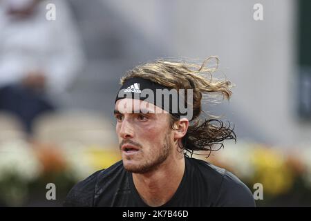 ©Sebastien Muylaert/MAXPPP - Stefanos Tsitsipas of Greece reacts during his Men's Singles first round match against Jaume Munar of Spain on day three of the 2020 French Open at Roland Garros in Paris, France. 29.09.2020 Stock Photo