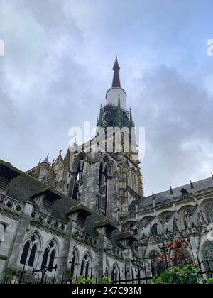 ©Julian Letouq / Le Pictorium/MAXPPP - Julian Letouq / Le Pictorium - 12/12/2020 - France / Normandie / Rouen - Renovation de la fleche de la cathedrale de Rouen. / 12/12/2020 - France / Normandy / Rouen - Renovation of the spire of the cathedral of Rouen. Stock Photo