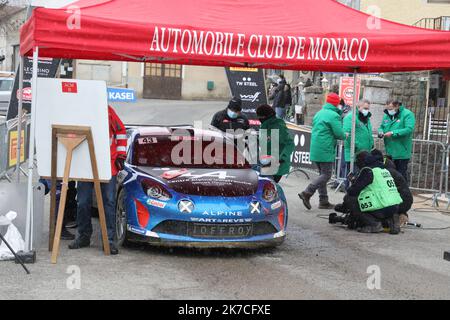 ©PHOTOPQR/LA PROVENCE/DUCLET Stéphane ; Sélonnet ; 23/01/2021 ; Rallye de Monté Carlo 2021. Spéciale La Bréole Selonnet The 2021 Monte Carlo Rally jan 23, 2021  Stock Photo