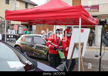 ©PHOTOPQR/LA PROVENCE/DUCLET Stéphane ; Sélonnet ; 23/01/2021 ; Rallye de Monté Carlo 2021. Spéciale La Bréole Selonnet The 2021 Monte Carlo Rally jan 23, 2021  Stock Photo