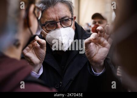 ©PHOTOPQR/LE PARISIEN/olivier corsan ; Paris ; 28/03/2021 ; Paris, France, le 28 mars 2021. Des associations environnementales ont appelé à une marche pour le climat entre la place de l’Opéra et celle de la République, à la veille du coup d’envoi des débats dans l’hémicycle de l’Assemblée, où la majorité présidentielle veut défendre un projet de loi « d’équilibre » et « d’écologie du quotidien ». Jean-Luc Mélenchon, le candidat de la France Insoumise à la présidentielle de 2022, était dans le cortège>. Paris, France, March 28, 2021. Environmental associations have called for a climate march b Stock Photo