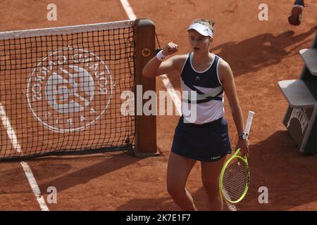 ©Sebastien Muylaert/MAXPPP - Match Winner Barbora Krejcikova of Czech Republic celebrates match point after the Women’s final on day fourteen of the 2021 French Open at Roland Garros in Paris, France. 12.06.2021 Stock Photo