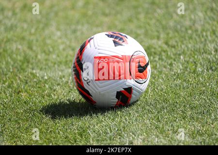 Thierry Larret / MAXPPP. Football Feminin D1 ARKEMA. Olympique Lyonnais vs Association Sportive de Saint-Etienne. Groupama OL Training Center, Decines-Charpieu (69) le 5 septembre 2021. ILLUSTRATION BALLON Stock Photo