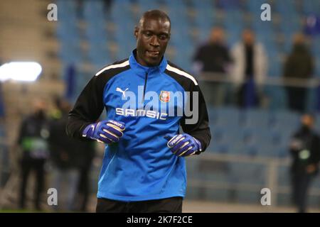 ©Laurent Lairys/MAXPPP - Alfred Gomis of Stade Rennais during the UEFA Europa Conference League, Group G football match between Vitesse Arnhem and Stade Rennais (Rennes) on September 30, 2021 at GelreDome in Arnhem, Netherlands - Photo Laurent Lairys / MAXPPP Stock Photo