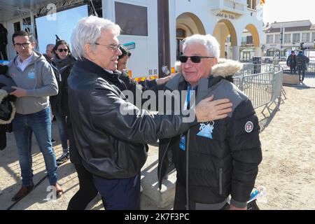 ©PHOTOPQR/LA PROVENCE ; Tour La Provence 2019 Prologue aux Saintes Maries de la Mer Bernard Tapie et Raymond Poulidor Saintes Maries de la Mer 14/02/2019 (MaxPPP TagID: maxsportsworldtwo689718.jpg) [Photo via MaxPPP] Bernard Tapie died at the age of 78, died of cancer The businessman and ex-boss of Olympique de Marseille announced in September 2017 that he was suffering from stomach cancer with extension to the esophagus.  Stock Photo
