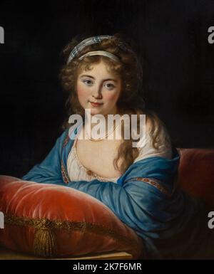 ©Active Museu/MAXPPP - ActiveMuseum 0001669.jpg / La Comtesse de Skavronskaia, 1796 - Elisabeth-Louise Vigee-Lebrun Peinture a l'huile sur toile 1796 - / Elisabeth Louise Vigee Le Brun Active Museum / Le Pictorium 1 person ,Blond ,Countess ,Curly hair ,Face on ,Green eyes ,Hair dropped ,Leaned ,Necklace ,Painting ,Pillow ,Portrait ,Vertical ,Woman ,Comtess Skavronskaia ,18th century ,Elisabeth Louise Vigee Le Brun ,  Stock Photo