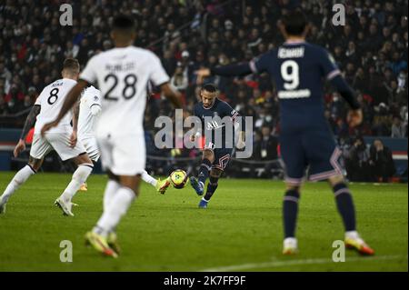 ©Julien Mattia / Le Pictorium/MAXPPP - PSG / LOSC  Victoire du Paris Saint Germain (PSG) qui affrontait Lille (LOSC) au Parc des Princes, le 29 Novembre 2021. Stock Photo