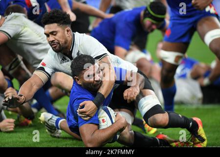 ©PHOTOPQR/VOIX DU NORD/PIERRE ROUANET ; 20/11/2021 ; 20/11/2021. Rugby, tournée d'automne (Autumn Nations Series), France (XV de France) - Nouvelle-Zélande (All Blacks), au Stade de France, Paris Saint-Denis. Essai de Mauvaka. PHOTO PIERRE ROUANET LA VOIX DU NORD - Saint Denis, France, nov 20th 2021. Rugby France vs New Zealand Stock Photo