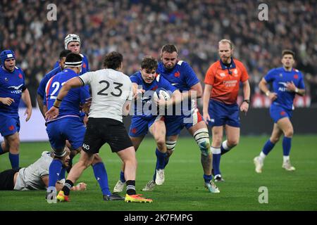 ©PHOTOPQR/VOIX DU NORD/PIERRE ROUANET ; 20/11/2021 ; 20/11/2021. Rugby, tournée d'automne (Autumn Nations Series), France (XV de France) - Nouvelle-Zélande (All Blacks), au Stade de France, Paris Saint-Denis. Dupont. PHOTO PIERRE ROUANET LA VOIX DU NORD 20/11/2021. Rugby, autumn tour (Autumn Nations Series), France (XV de France) - New Zealand (All Blacks), at the Stade de France, Paris Saint-Denis. France beats the All Black 40 to 25 Stock Photo