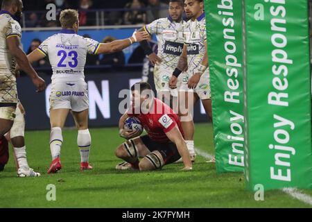 Thierry LARRET / Maxppp. Rugby Champions Cup : ASM Clermont Auvergne vs Ulster Rugby. Stade Marcel Michelin, Clermont-Ferrand (63), le 11 decembre 2021. Stock Photo