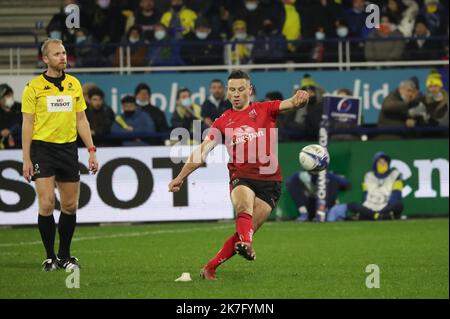 Thierry LARRET / Maxppp. Rugby Champions Cup : ASM Clermont Auvergne vs Ulster Rugby. Stade Marcel Michelin, Clermont-Ferrand (63), le 11 decembre 2021. Stock Photo