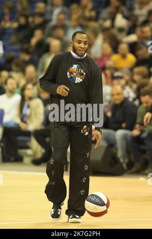 London, UK. 17th Oct, 2022. Harlem Globetrotters World Tour 2022/23 at the o2 Arena, London, England on 17 October 2022. Photo by Joshua Smith. Editorial use only, license required for commercial use. No use in betting, games or a single club/league/player publications. Credit: UK Sports Pics Ltd/Alamy Live News Stock Photo