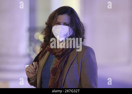 ©Sebastien Muylaert/MAXPPP - French Junior Sports Minister Roxana Maracineanu arrives for a meeting with members of the European commission and the French president at the Elysee Palace, as France took over the rotating presidency of the EU on January 1, 2022. Paris, 06.01.2022 Stock Photo