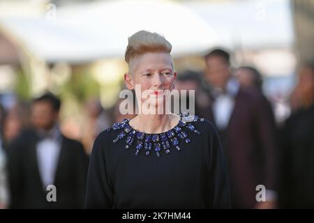 ©franck castel/MAXPPP - 19/05/2022 Three Thousand Years Of Longing Trois Mille Ans A T'Attedre Red Carpet -The 75th Annual Cannes Film Festival Tilda Swinton CANNES, FRANCE - MAY 20  Stock Photo