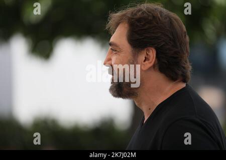 ©PHOTOPQR/NICE MATIN/Patrice Lapoirie ; Cannes ; 27/05/2022 ; Spanish actor Javier Bardem attends a 'Rendez-Vous With Javier Bardem' photocall during the 75th edition of the Cannes Film Festival in Cannes, southern France, on May 27, 2022. Stock Photo