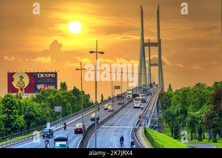 My Thuan bridge, Vinh Long city, Vietnam, sunset sky. Vinh Long bridge is famous bridge in mekong delta, Vietnam Stock Photo