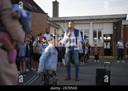 ©PHOTOPQR/VOIX DU NORD/1 ; 01/09/2022 ; 01/09/2022. Rentree scolaire a l'ecole Basly de Sallaumines. PHOTO PIERRE ROUANET LA VOIX DU NORD - France, sept 1st 2022 - 12 millions of pupils back to school Stock Photo