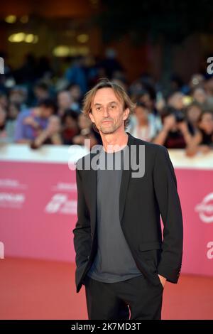 Italy, Rome, October 17th, 2022 : Rome 17th Film Festival.  Director Gianni Zanasi at the Red carpet of the movie 'War - La guerra desiderata'   Photo © Fabio Mazzarella/Sintesi/Alamy Live News Stock Photo