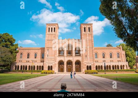 UCLA Bruin Bear on the University of California, Los Angeles, campus. Stock Photo