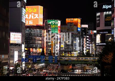 Tokyo, Japan. 18th Oct, 2022. Stock scenes from Shinjuku, a major commercial thoroughfare neighborhood in Tokyo with many commercial businesses, offices, restaurants, retail stores, hotels and a major train station with the JR East Lines, Keio and Tokyo Metro public transportation heavy rail lines. Credit: ZUMA Press, Inc./Alamy Live News Stock Photo