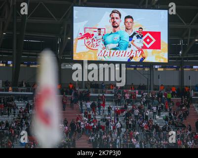 Leipzig, Germany. 18th Oct, 2022. Soccer: DFB Cup, 2nd round, RB Leipzig - Hamburger SV at the Red Bull Arena. The scoreboard before the game. Credit: Jan Woitas/dpa - Nutzung nur nach schriftlicher Vereinbarung mit der dpa/Alamy Live News Stock Photo