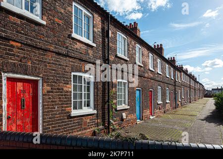 Terraced houses, Redbourne Street, Frodingham, Scunthorpe, England, UK. Stock Photo