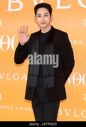 Seoul, South Korea. 18th Oct, 2022. South Korean actor Lee Soo-hyuk, attends a photo call for the Italian luxury fashion house Bulgari Aurora Awards in Seoul, South Korea on October 18, 2022. (Photo by: Lee Young-ho/Sipa USA) Credit: Sipa USA/Alamy Live News Stock Photo