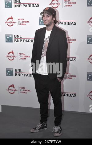 Rome, Italy. 18th Oct, 2022. Hopper Penn attends the photocall for 'Signs Of Love' at Alice Nella Città during the 17th Rome Film Festival at Auditorium Parco Della Musica on Tuesday, October 18, 2022 in Rome, Italy. Photo by Rocco Spaziani/UPI Credit: UPI/Alamy Live News Stock Photo