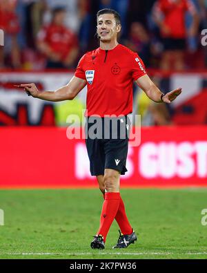 Referee Cesar Soto Grado during the Spanish championship La Liga ...