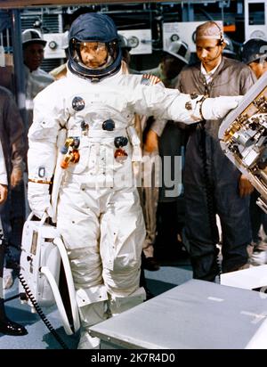 Houston, United States. 18th Oct, 2022. NASA Apollo 9 prime crew, astronaut James A. McDivitt, stands by to participate in crew compartment fit and function test activity at North American Rockwell, July 19, 1968 in Houston, Texas. McDivitt commanded the first spacewalk mission and took part in the first crewed orbital flight of a the lunar module, during Apollo 9, died October 15, 2022 at age 93. Credit: NASA/NASA/Alamy Live News Stock Photo