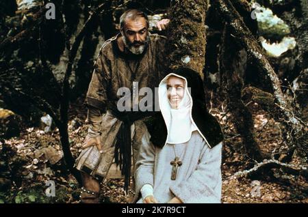 Sean Connery & Audrey Hepburn Film: Robin And Marian (USA 1976) Characters: Robin Hood & Lady Marian  Director: Richard Lester 11 March 1976   **WARNING** This Photograph is for editorial use only and is the copyright of COLUMBIA PICTURES and/or the Photographer assigned by the Film or Production Company and can only be reproduced by publications in conjunction with the promotion of the above Film. A Mandatory Credit To COLUMBIA PICTURES is required. The Photographer should also be credited when known. No commercial use can be granted without written authority from the Film Company. Stock Photo