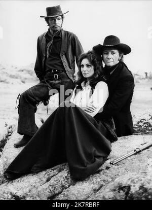 Stephen Boyd, Rosanna Schiaffino & Richard Crenna Film: The Man Called Noon; Un Hombre Llamado Noon; Lo Chiamavano Mezzogiorno (1971) Characters: Rimes,Fan Davidge & Noon  Director: Peter Collinson 06 August 1973   **WARNING** This Photograph is for editorial use only and is the copyright of NATIONAL GENERAL PICTURES and/or the Photographer assigned by the Film or Production Company and can only be reproduced by publications in conjunction with the promotion of the above Film. A Mandatory Credit To NATIONAL GENERAL PICTURES is required. The Photographer should also be credited when known. No c Stock Photo