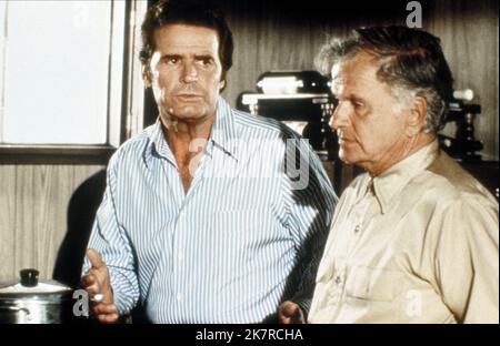 James Garner & Noah Beery Jr. Television: The Rockford Files (TV-Serie) Characters: Jim Rockford, Joseph 'Rocky' Rockford #2  Usa 1974-1980, / 1978 13 September 1974   **WARNING** This Photograph is for editorial use only and is the copyright of NBC and/or the Photographer assigned by the Film or Production Company and can only be reproduced by publications in conjunction with the promotion of the above Film. A Mandatory Credit To NBC is required. The Photographer should also be credited when known. No commercial use can be granted without written authority from the Film Company. Stock Photo