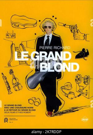 Pierre Richard Film: Follow That Guy With The One Black Shoe; Le Grand Blond Avec Une Chaussure Noire (1973) Characters: Francois Perrin  Director: Yves Robert 06 December 1972   **WARNING** This Photograph is for editorial use only and is the copyright of GAUMONT and/or the Photographer assigned by the Film or Production Company and can only be reproduced by publications in conjunction with the promotion of the above Film. A Mandatory Credit To GAUMONT is required. The Photographer should also be credited when known. No commercial use can be granted without written authority from the Film Com Stock Photo